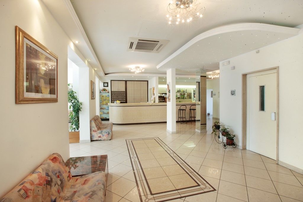 Hotel Serena Gatteo エクステリア 写真